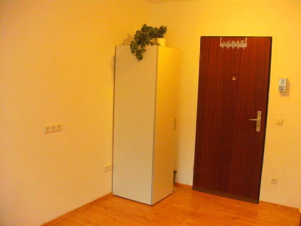 Hostel Heinzelmaennchen Koln Bagian luar foto